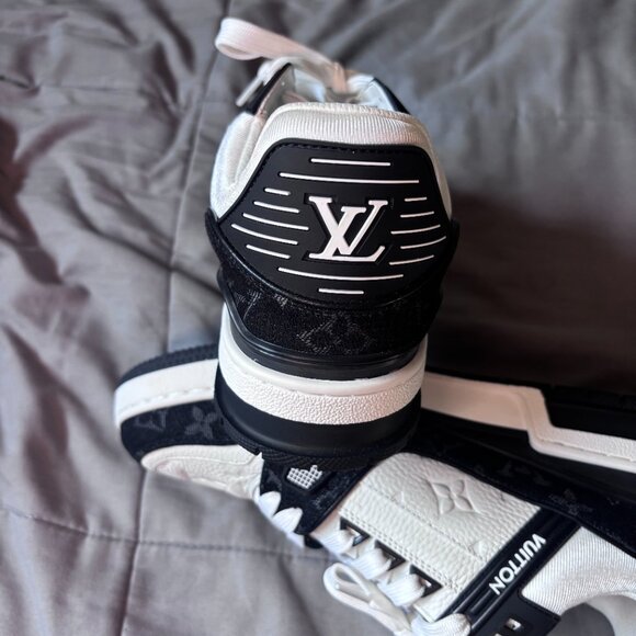 Louis Vuitton LV Trainer White Black - Picture 3 of 7